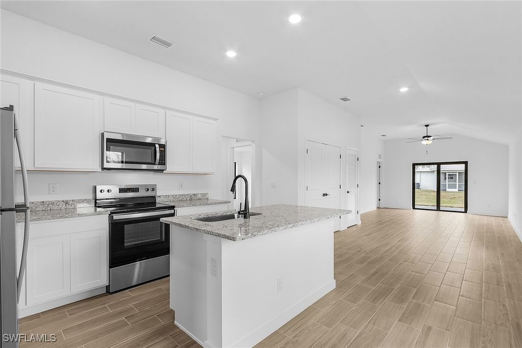 2739 NE 5th AVE, Cape Coral, FL 33909