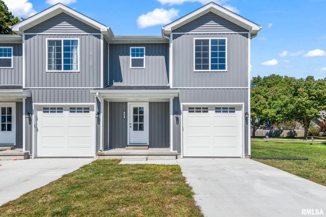 397 W MAIN Street, Williamsville, IL 62693