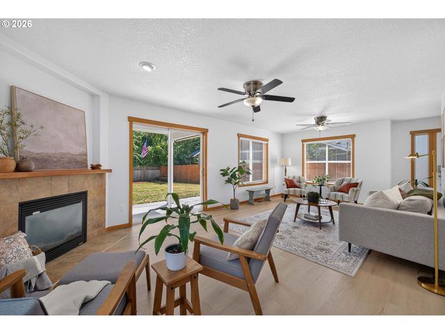 10303 Ne 52ND Ct, Vancouver, WA 98686
