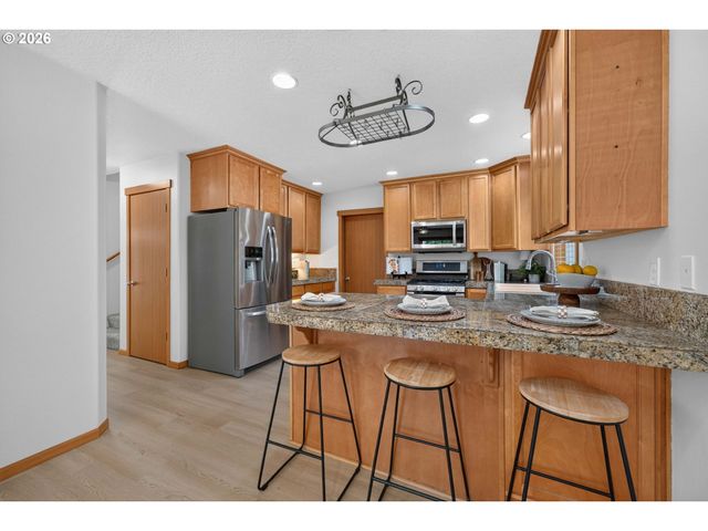 10303 Ne 52ND Ct, Vancouver, WA 98686
