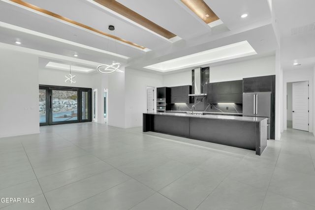 840 West Gate, El Paso, TX 79932