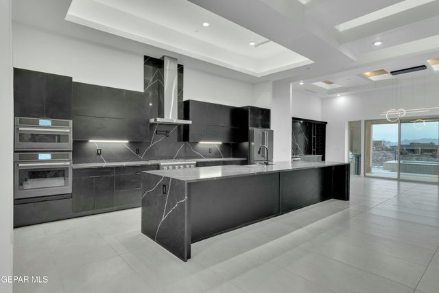 840 West Gate, El Paso, TX 79932