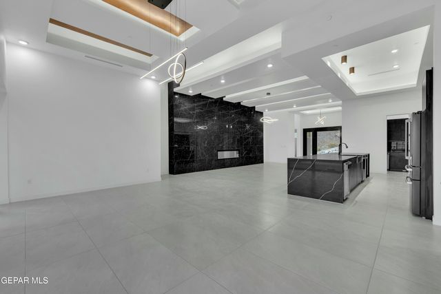 840 West Gate, El Paso, TX 79932