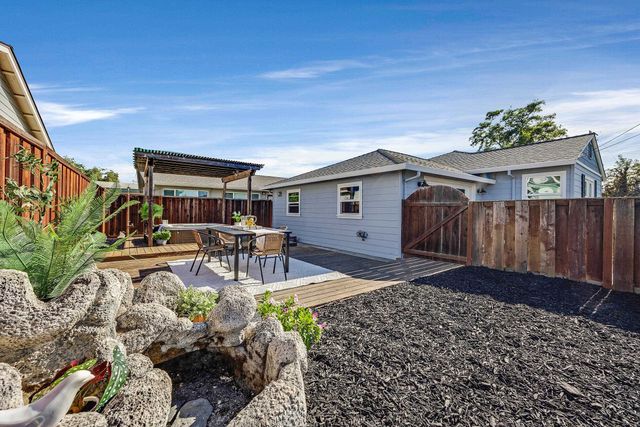 1815 Pine St, Livermore, CA 94551