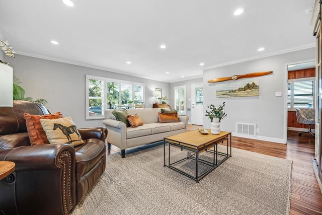 1815 Pine St, Livermore, CA 94551