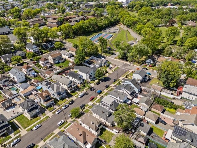 180 Hadley Ave, Clifton City, NJ 07011