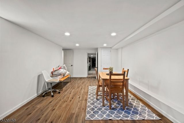 180 Hadley Ave, Clifton City, NJ 07011
