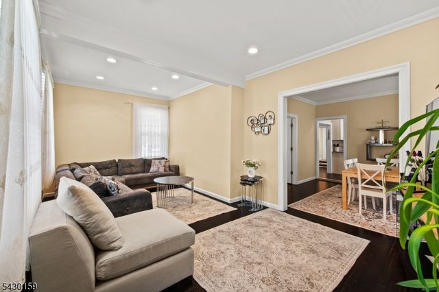 180 Hadley Ave, Clifton City, NJ 07011