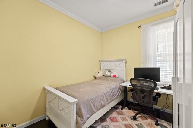180 Hadley Ave, Clifton City, NJ 07011