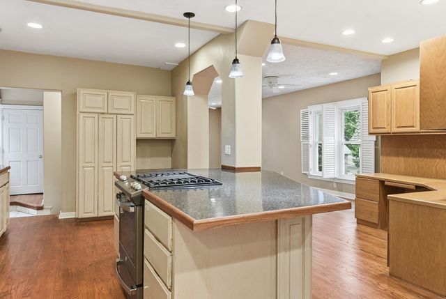 206 TURLEY Avenue, Council Bluffs, IA 51503