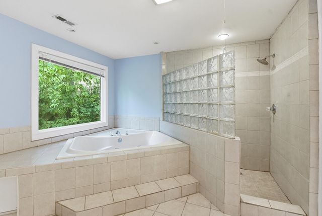 206 TURLEY Avenue, Council Bluffs, IA 51503