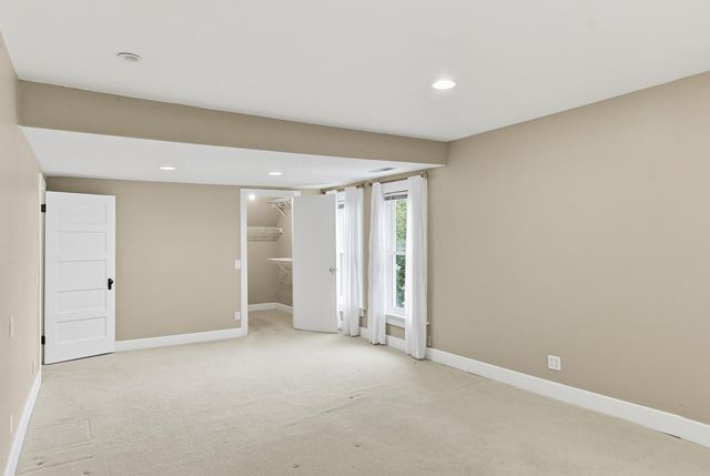 206 TURLEY Avenue, Council Bluffs, IA 51503