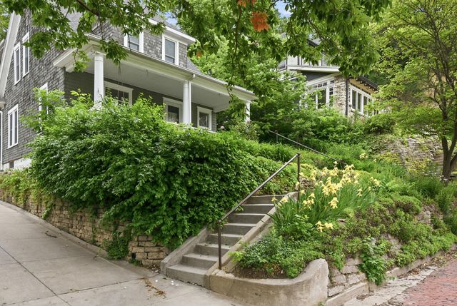 206 TURLEY Avenue, Council Bluffs, IA 51503