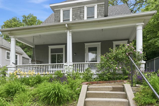 206 TURLEY Avenue, Council Bluffs, IA 51503