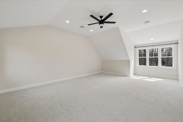 452 Middle Winchendon Road, Rindge, NH 03461