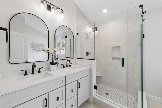 452 Middle Winchendon Road, Rindge, NH 03461