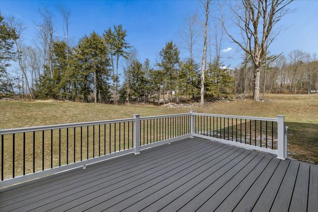 452 Middle Winchendon Road, Rindge, NH 03461