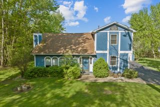 26830 N Huston Avenue, Wauconda, IL 60084