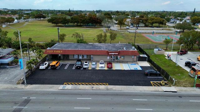 3251 NW 183rd St, Miami Gardens, FL 33056