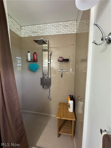 165 Wynnwood Drive, Marietta, OH 45750