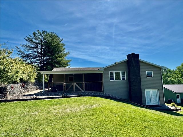 165 Wynnwood Drive, Marietta, OH 45750