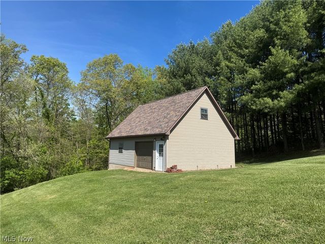 165 Wynnwood Drive, Marietta, OH 45750