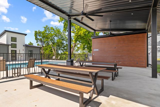 47 Old Oak Hill Drive 31, Reeds Spring, MO 65737