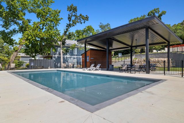 47 Old Oak Hill Drive 31, Reeds Spring, MO 65737