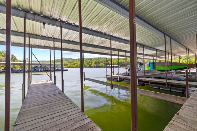 47 Old Oak Hill Drive 31, Reeds Spring, MO 65737