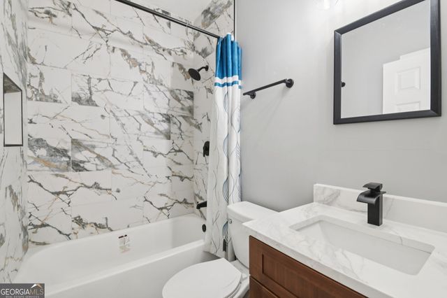 173 Freeman Forest Drive, Newnan, GA 30265
