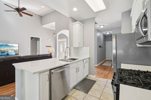 173 Freeman Forest Drive, Newnan, GA 30265