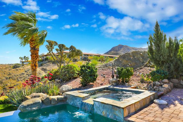14 Santa Rosa Mountain Lane, Rancho Mirage, CA 92270
