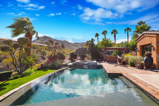 14 Santa Rosa Mountain Lane, Rancho Mirage, CA 92270