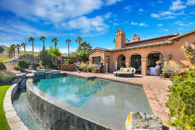 14 Santa Rosa Mountain Lane, Rancho Mirage, CA 92270
