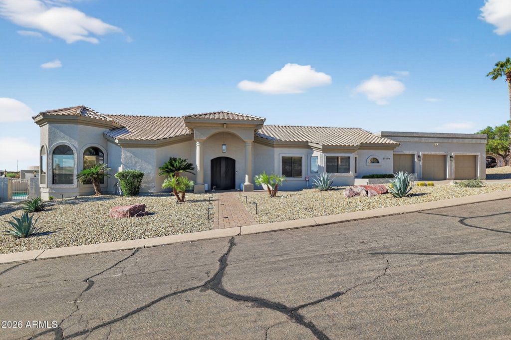 Image 36 of property listing at 11050 N GARLAND Circle, Fountain Hills, AZ 85268