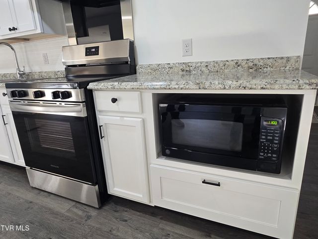 164 Leaning Tree Drive, Gate City, VA 24251