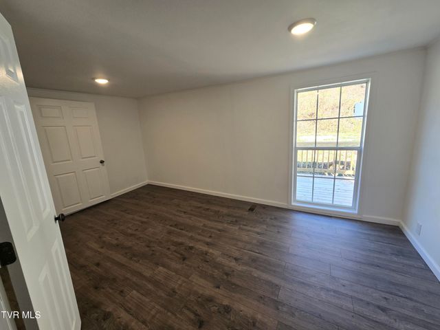 164 Leaning Tree Drive, Gate City, VA 24251