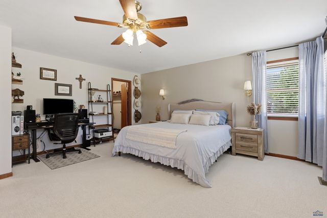 10404 PINEHURST CT, Rapid City, SD 57702