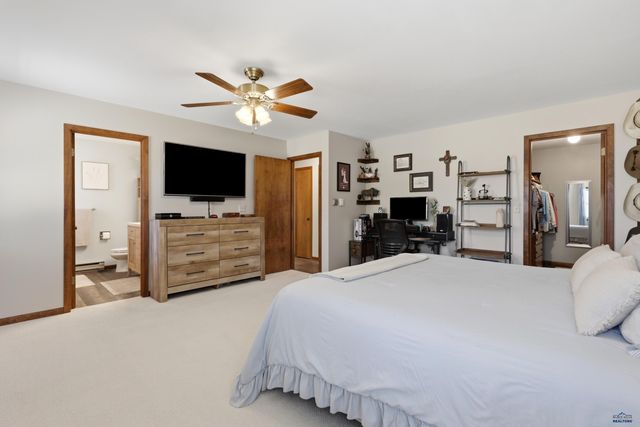 10404 PINEHURST CT, Rapid City, SD 57702