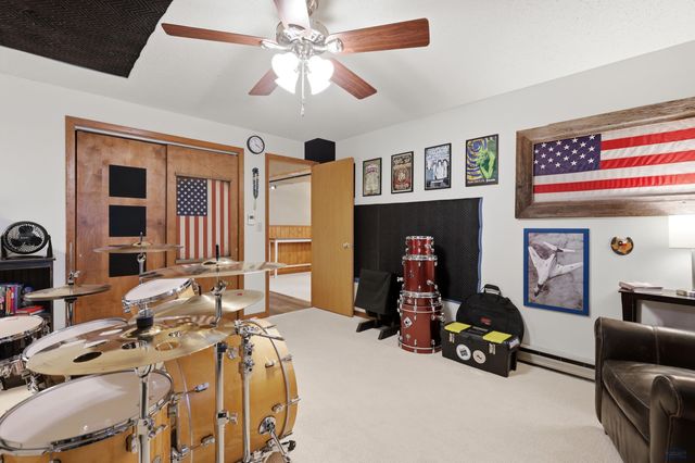 10404 PINEHURST CT, Rapid City, SD 57702