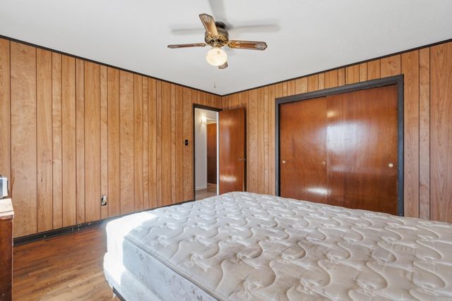 2211 Lakeshore Dr, Hot Springs, AR 71913