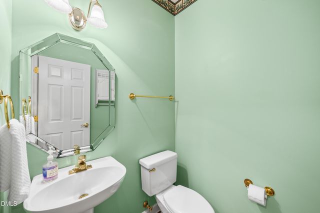 12709 Scenic Drive, Raleigh, NC 27614