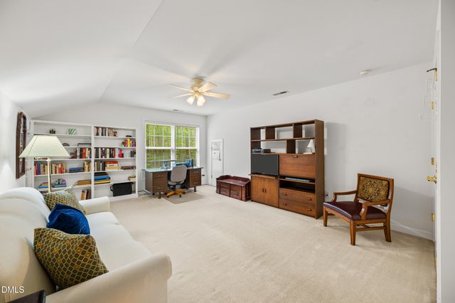 12709 Scenic Drive, Raleigh, NC 27614