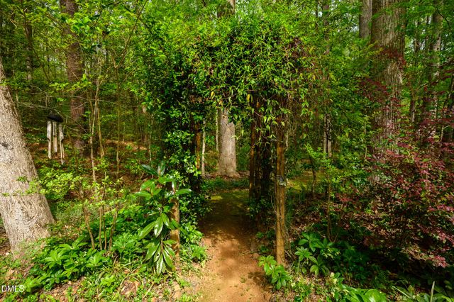 12709 Scenic Drive, Raleigh, NC 27614