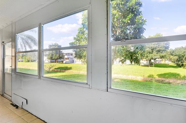 541 Saxony L, Delray Beach, FL 33446