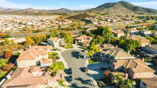 32724 Salvia Cir, Winchester, CA 92596