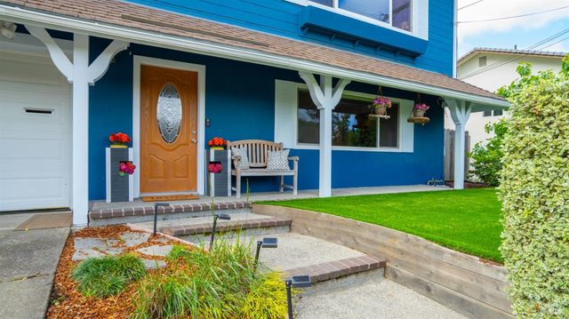 280 Devon Dr, San Rafael, CA 94903