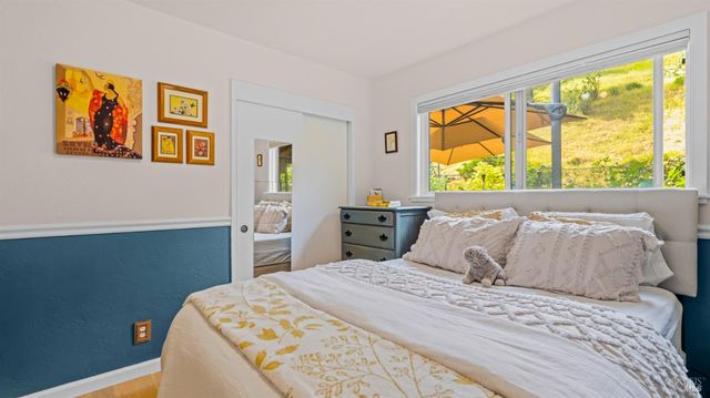 280 Devon Dr, San Rafael, CA 94903