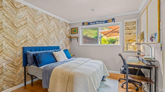 280 Devon Dr, San Rafael, CA 94903