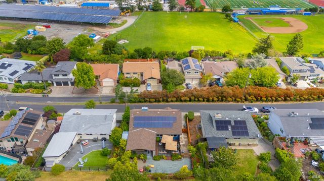 280 Devon Dr, San Rafael, CA 94903